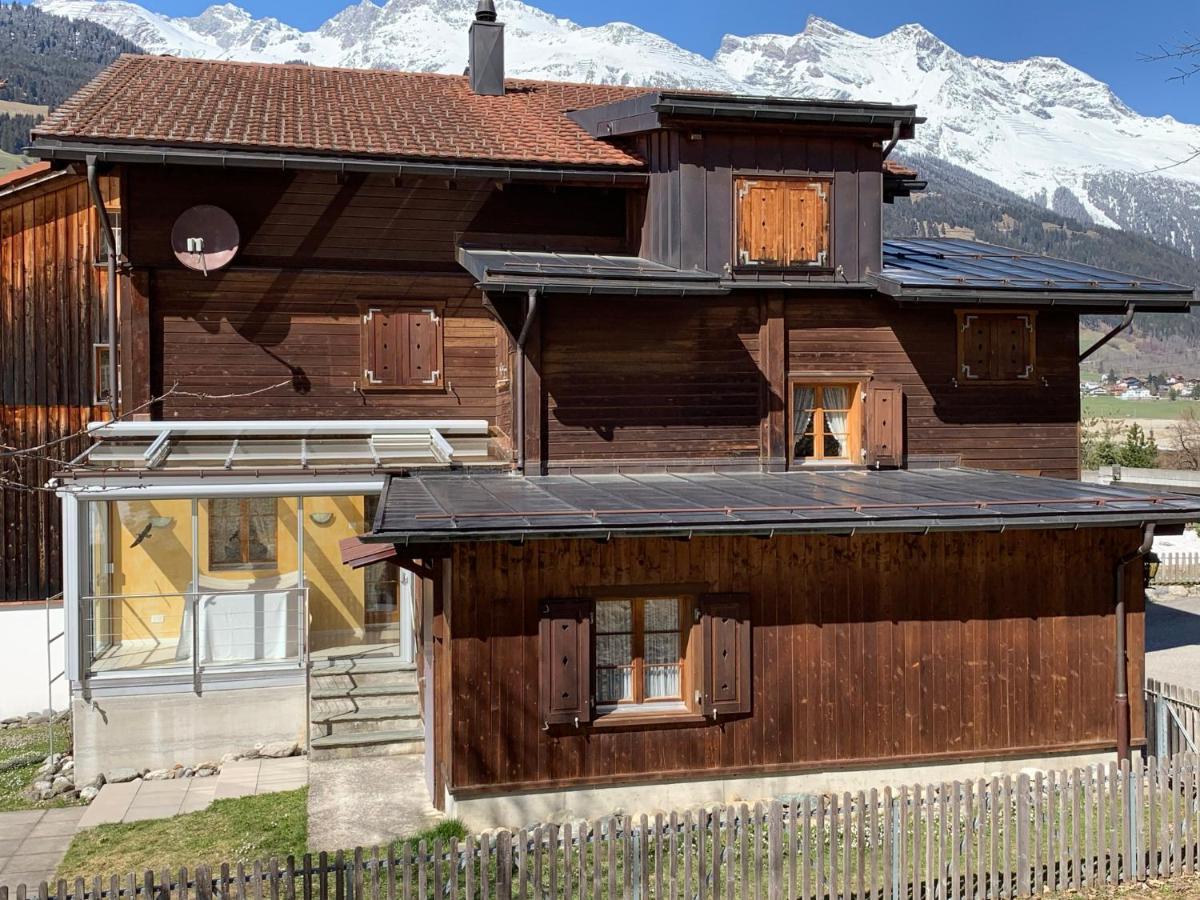 Casa Steilalva - Grosszuegiges Chalet Fuer Erholsamen Familienurlaub Surrein Екстер'єр фото
